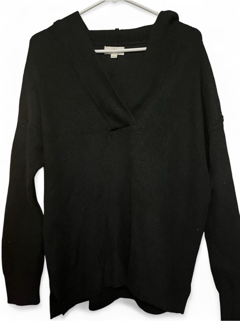 Aerie Black V-Neck Knit Sweater